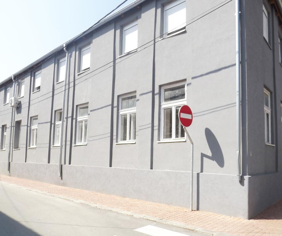Apartmani Zrenjanin Room photo